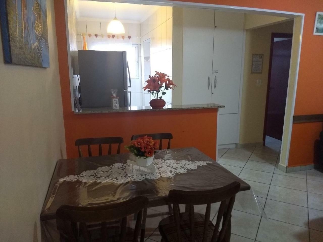 Apto Laranja Apartment Mongagua Bagian luar foto
